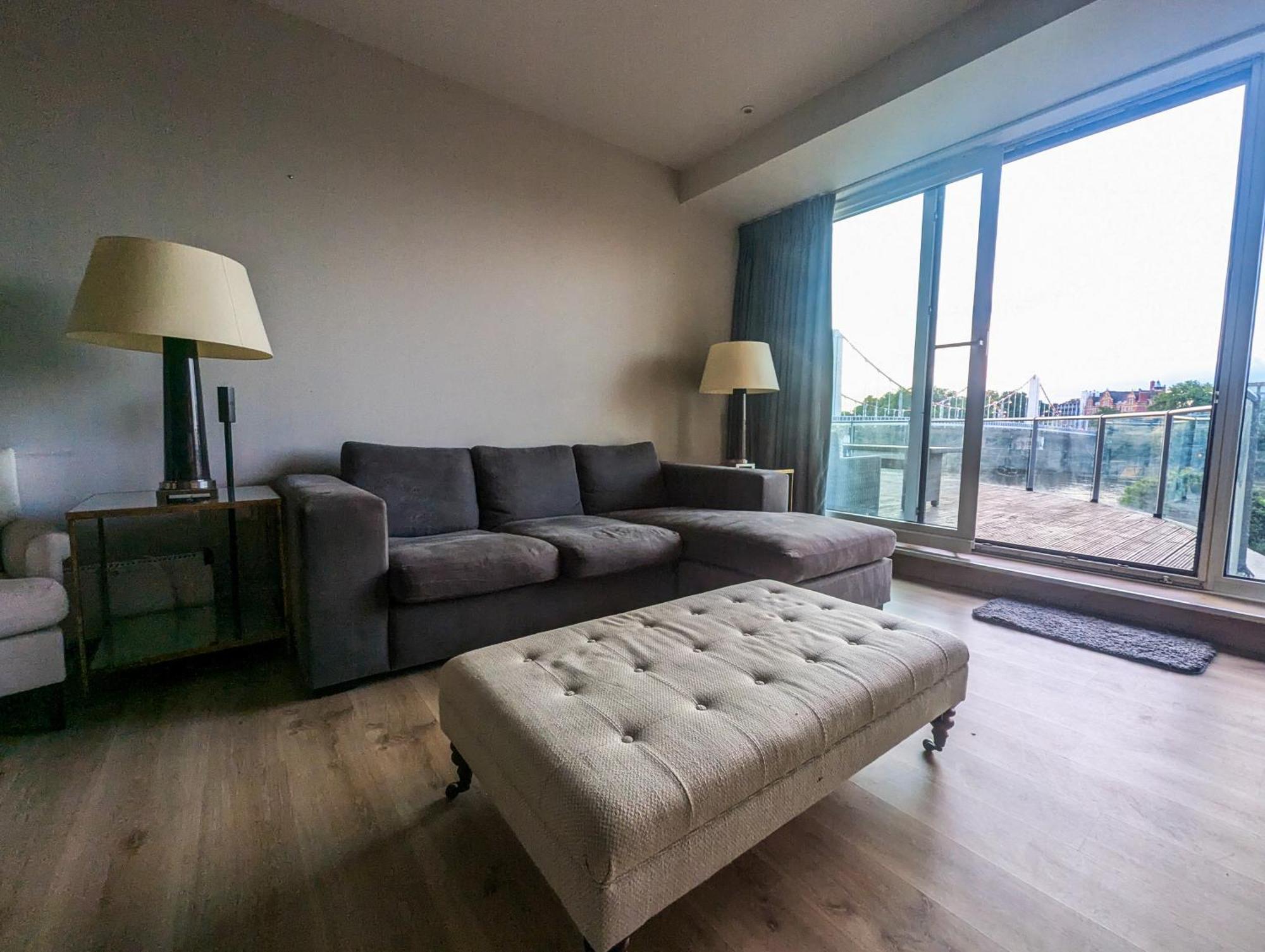 Apartment Estatesmen Chelsea Bridge Flat London